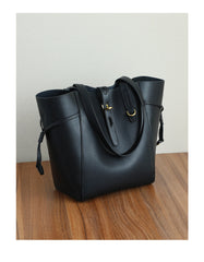 Retro Genuine Leather Women’s Shoulder Bag – Portable & Stylish