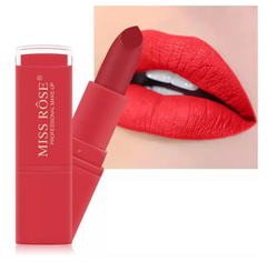 Texture Lipstick – Creamy, Vibrant & Long-Lasting Color